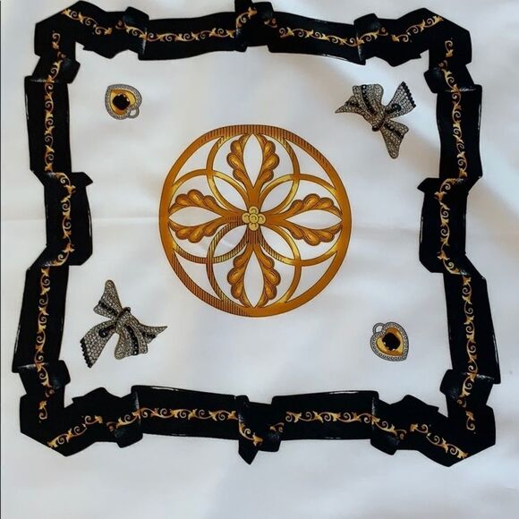 Vtg poly satin scarf w bottles, chains and jewels - Picture 3 of 5